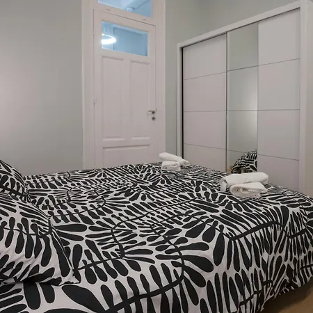 Domus Philippou, Center Of Apartment